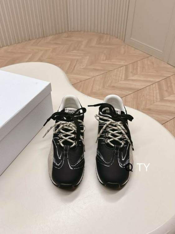 Picture of Dior Shoes _SKUDiorsz38-45TY03023652
